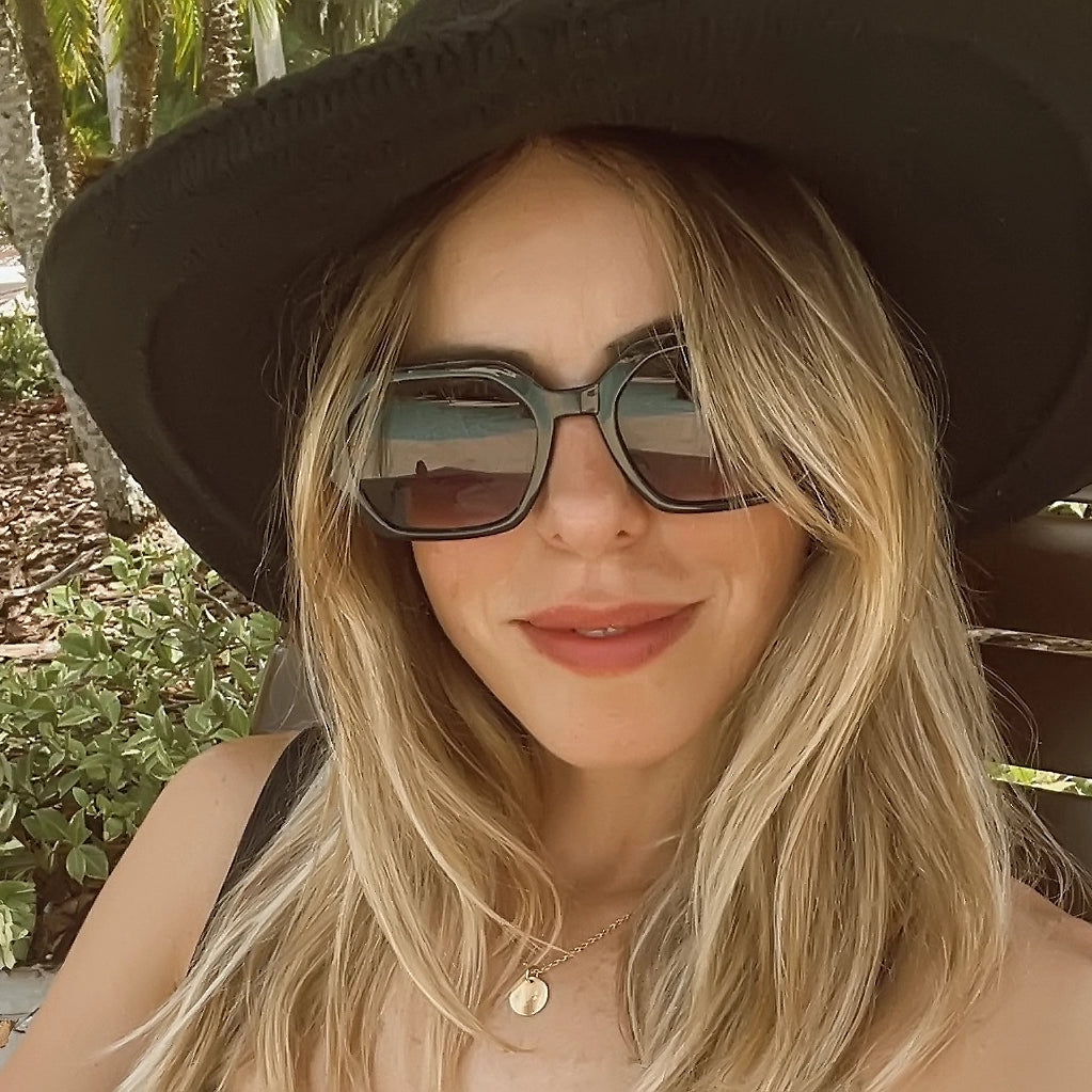 Velvet Eyewear women's sunglasses with 100% UV Protection and classic, affordable styles