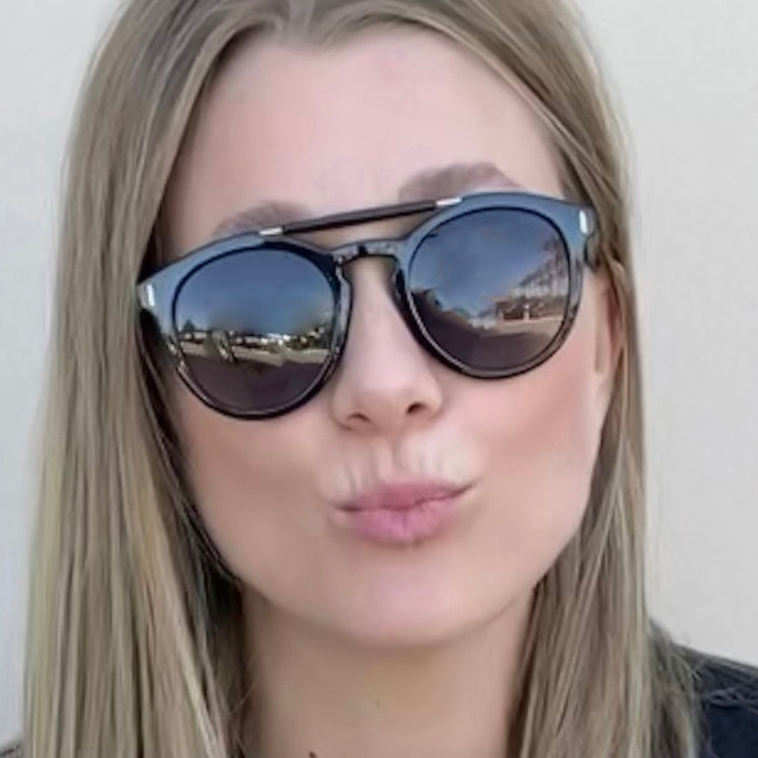 Velvet Eyewear sunglass style Amelia in black 