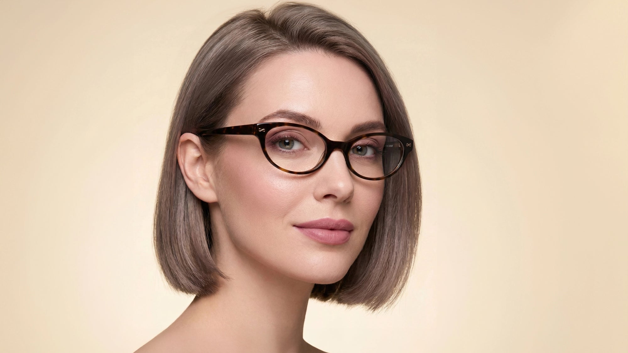 Woman wearing the Kat optical frame by Velvet Eyewear, designed for an oval face shape. As seen on Hailey Bieber and Zoe Kravitz